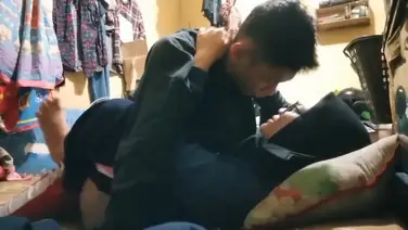 Bokep Indo Hijab Karyawan Pabrik Plastik Selingkuh Dikosan